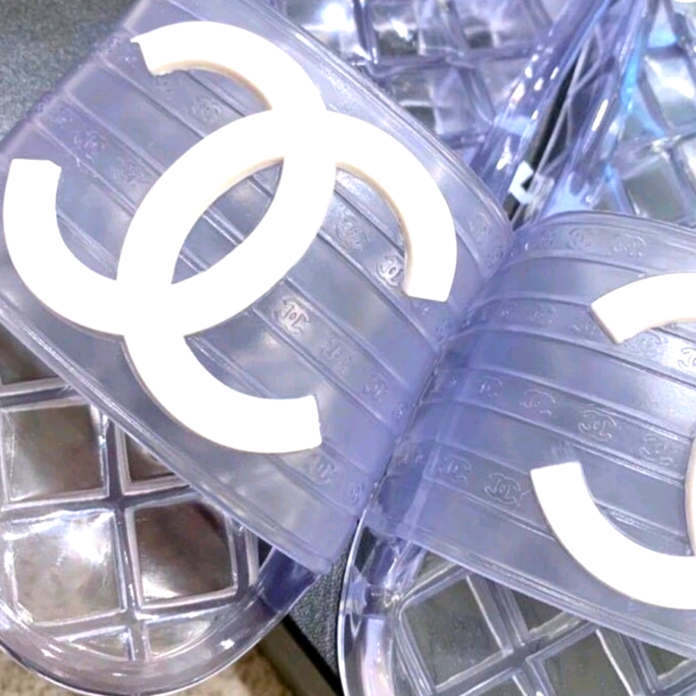 CC Jelly Pool Slides